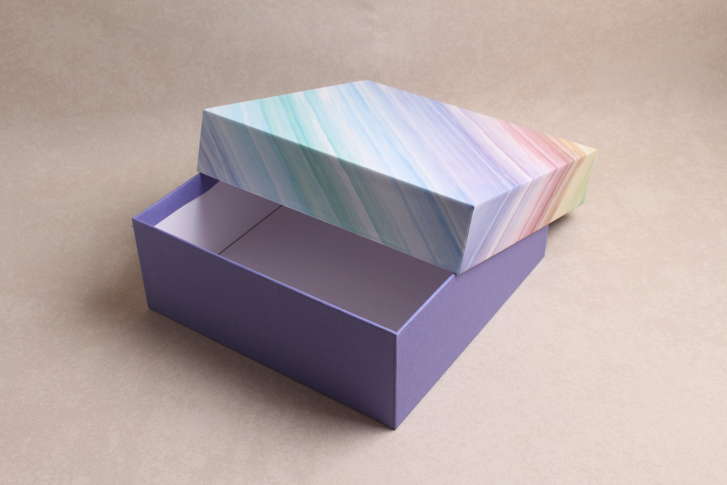 9.75" x 9.75" x 3.5"