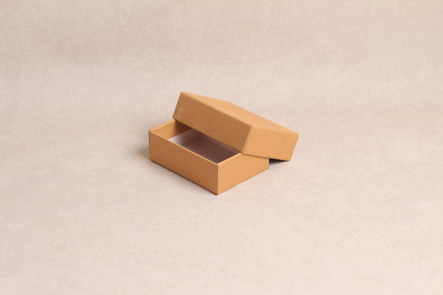 4" x 3" x 1.25"