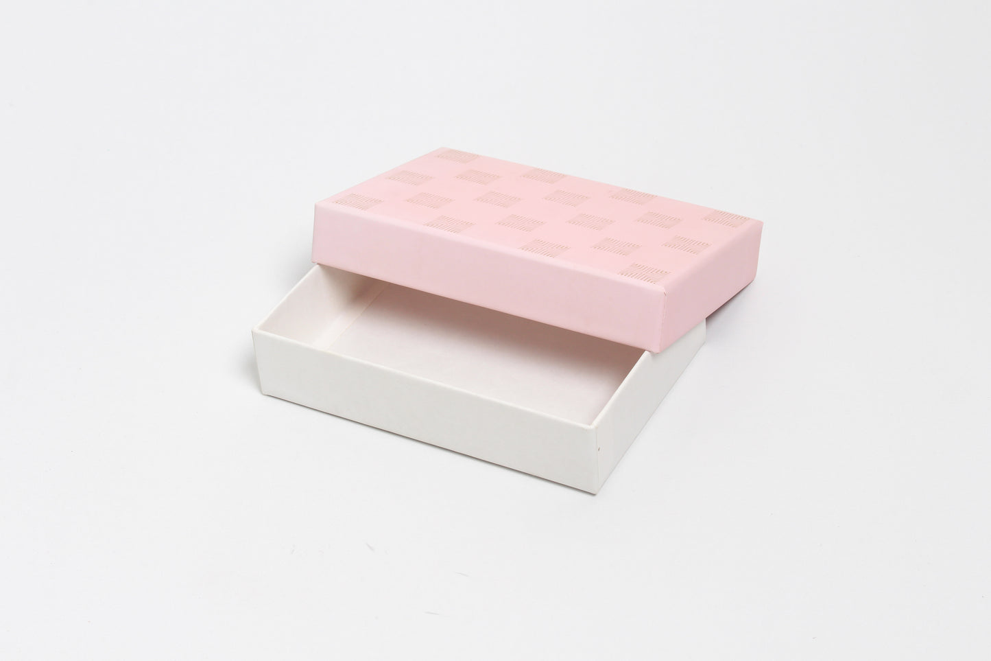 5.75" x 4" x 1.25" (6 Cavity Chocolate Box)