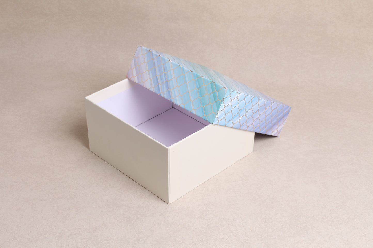 7.25" x 7.25" x 3.75"
