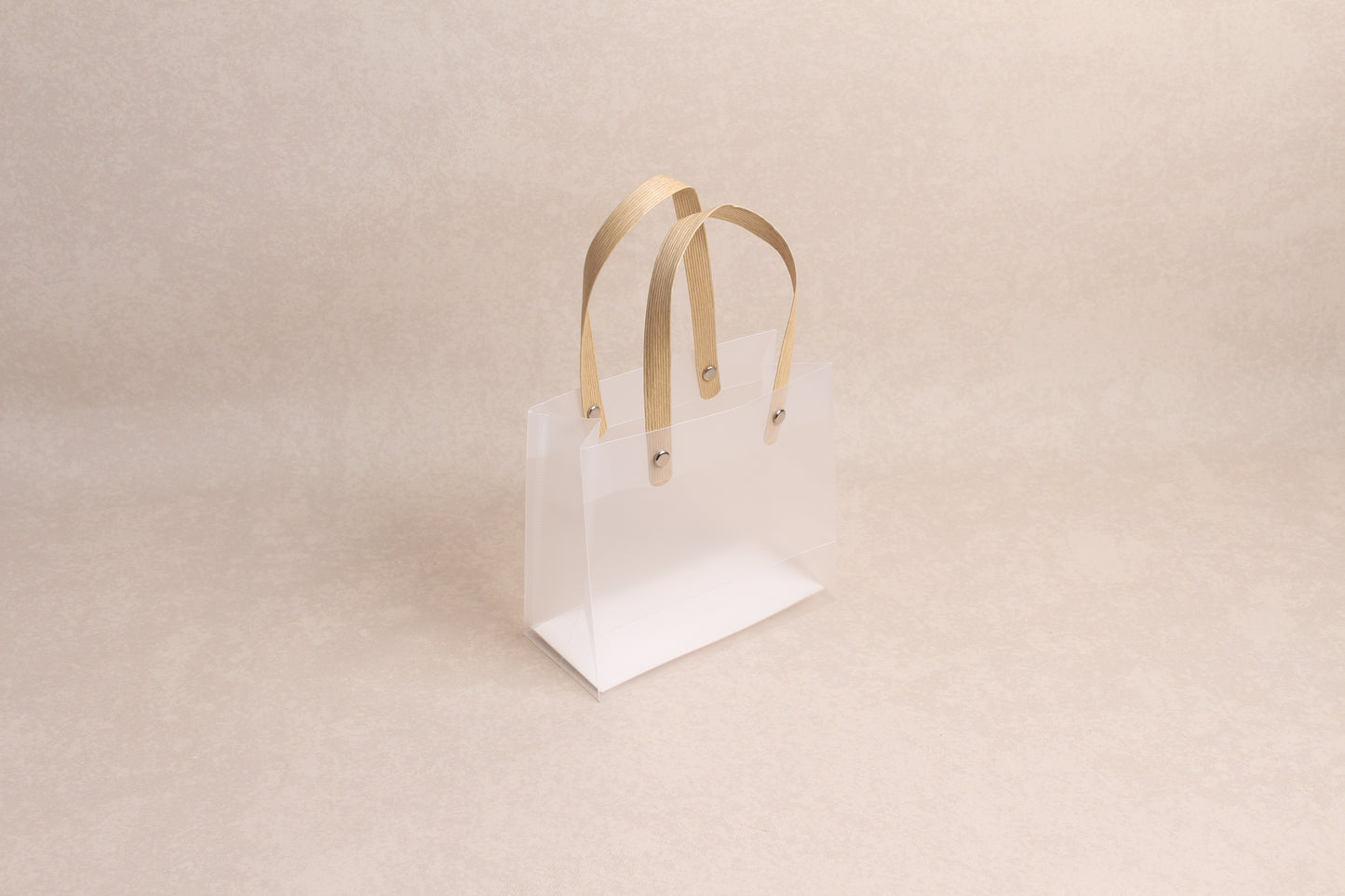 5.75" x 5.25" x 2.75" %bag%