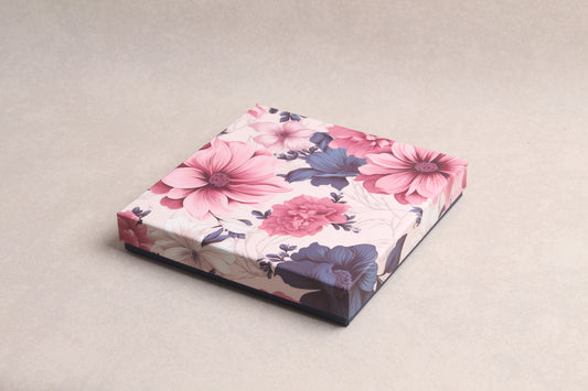 7.5" x 7.5" x 1.25"