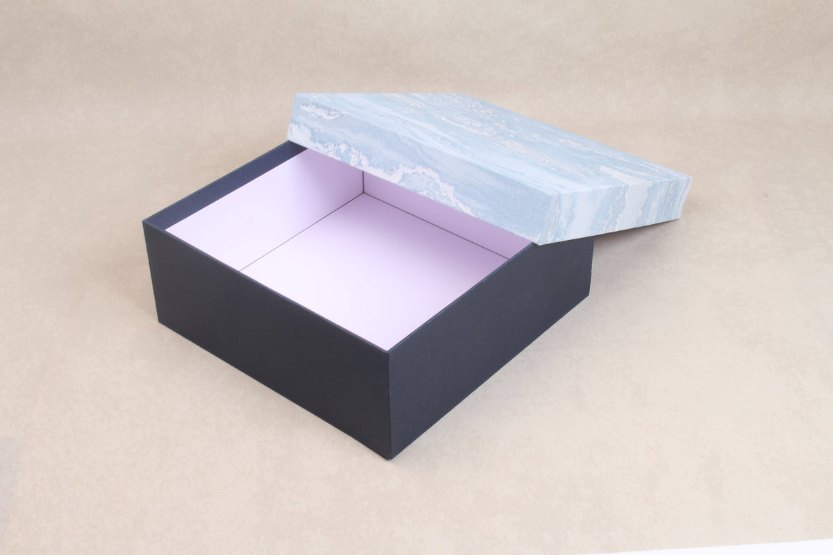 10.25" x 10.25" x 4.25" [Lid & Base Box]