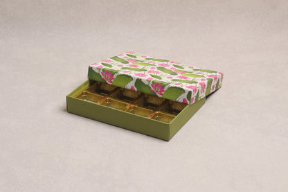 7.5" x 5.75" x 1.25"