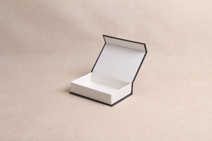 5.75" x 4" x 1.25" %mag%