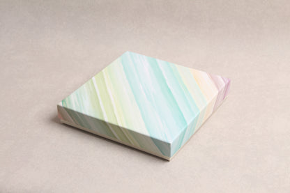 7.5" x 7.5" x 1.25"