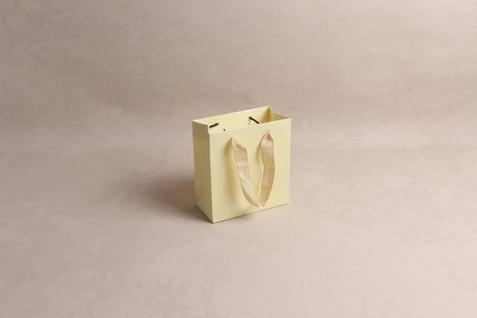 5.5" x 5.75" x 2.75" %bag%