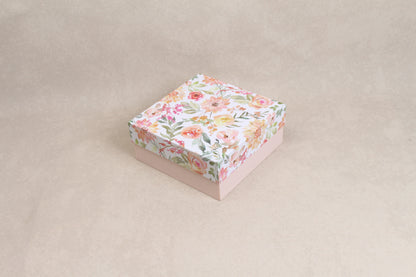 7.25" x 7.25" x 3" [Lid & Base Box]