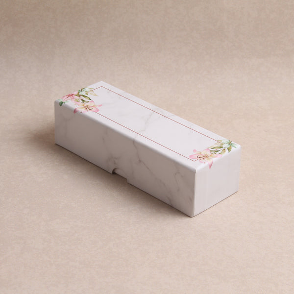 Marble Lily Floral