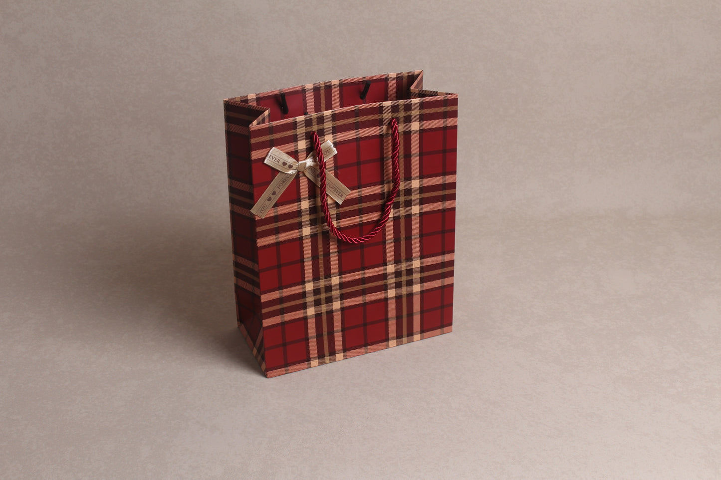 7.5" x 9.5" x 3.5" %bag%