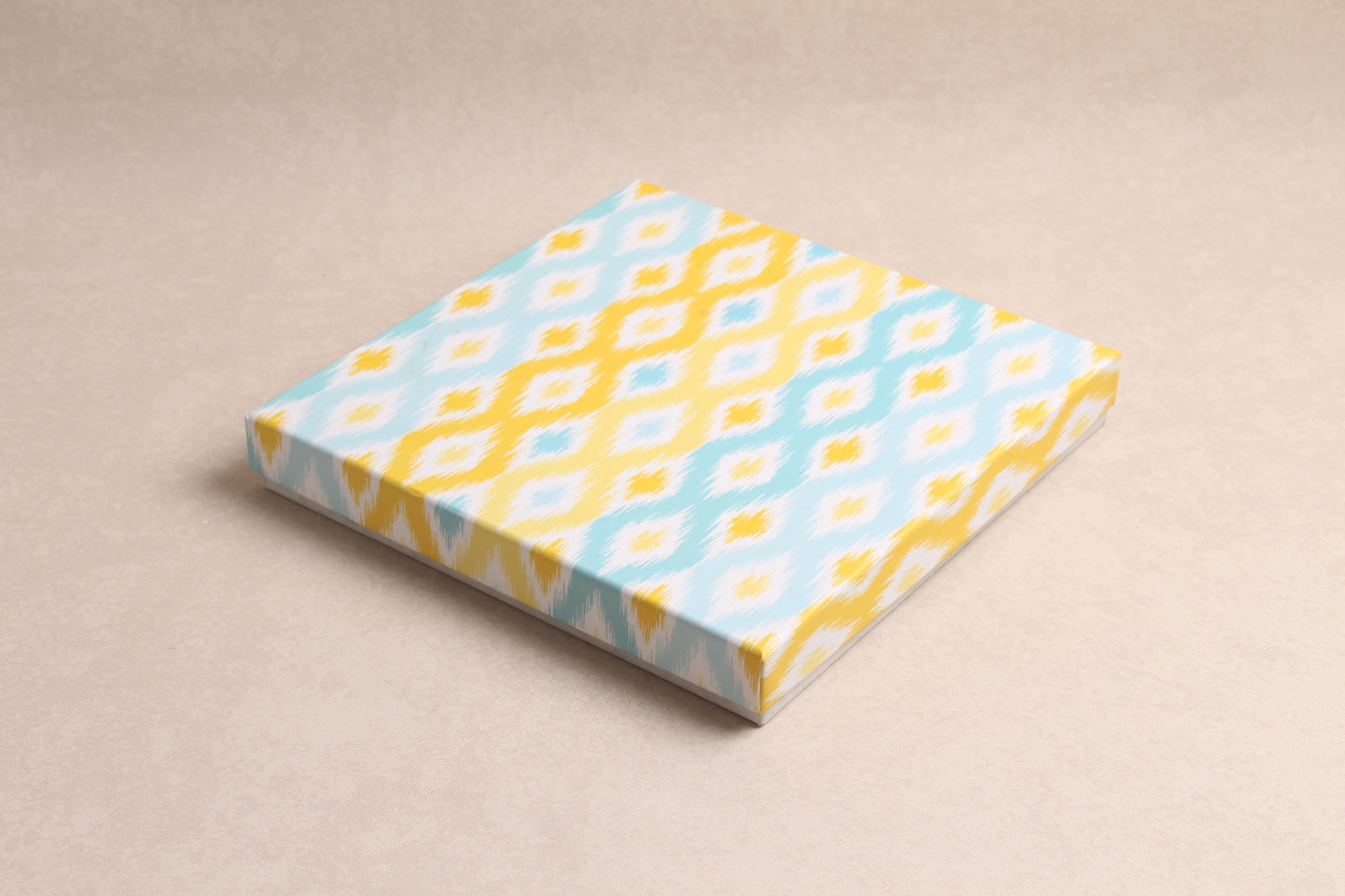 9.25" x 9.25" x 1.25"