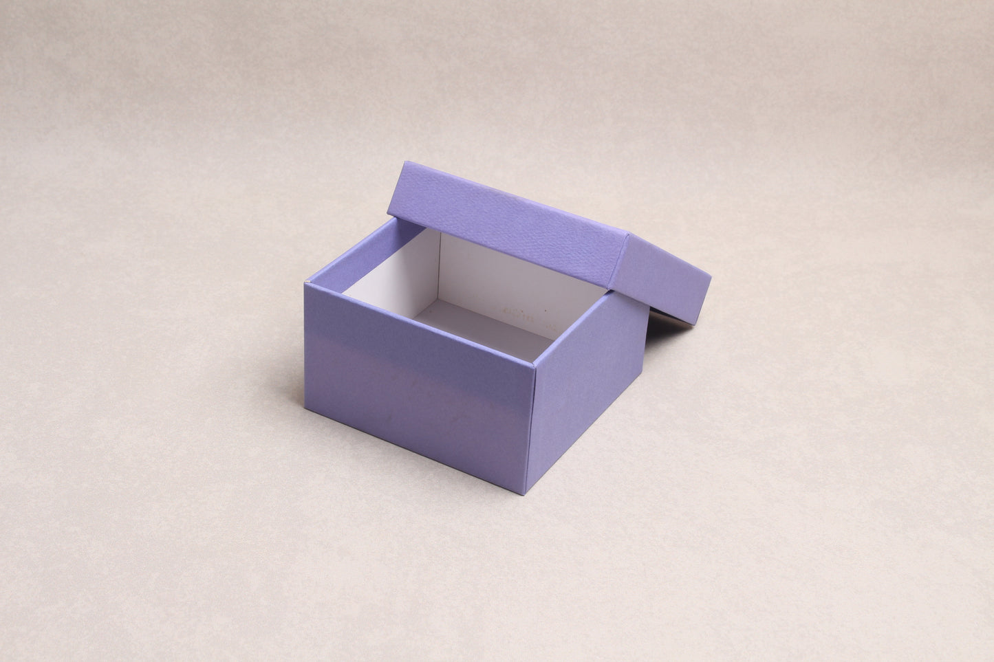 5.5" x 5.5" x 3"