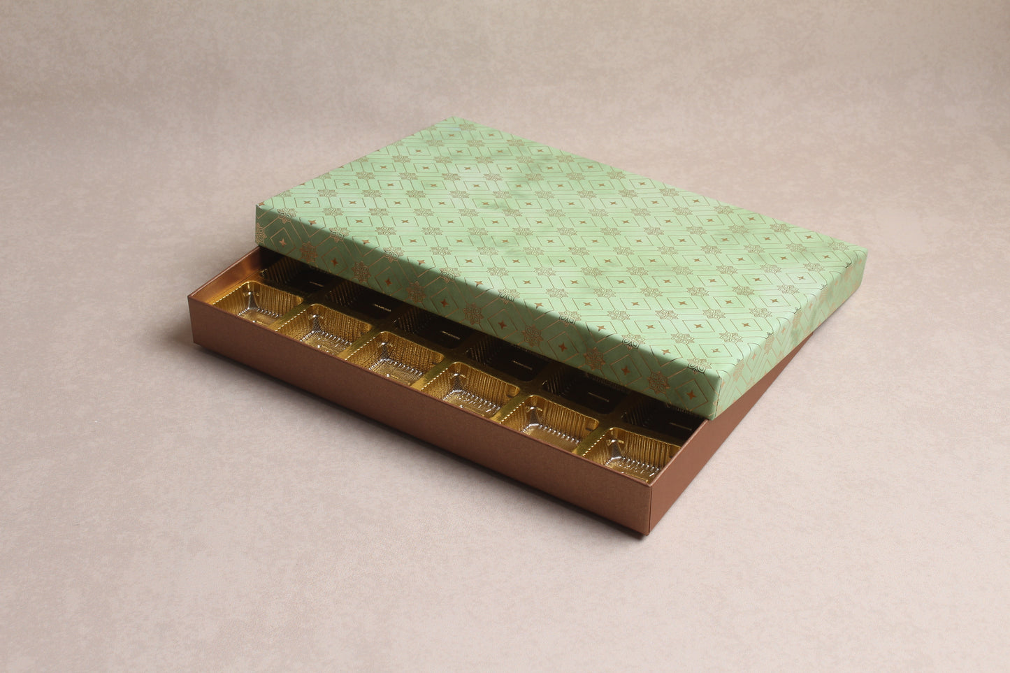 11" x 7.5" x 1.25"