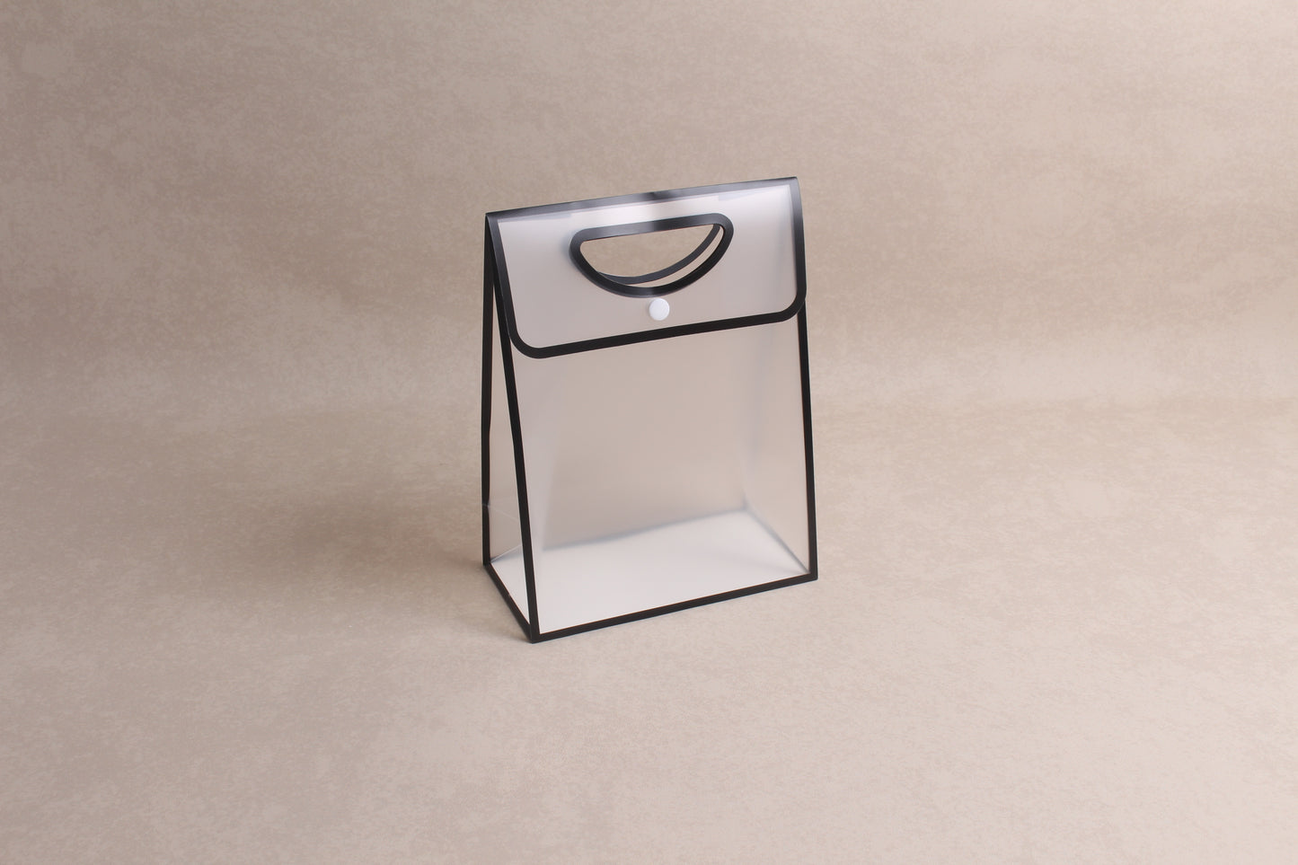 7" x 9.5" x 3.75" %bag%