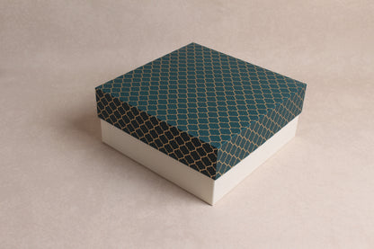9.25" x 9.25" x 4"