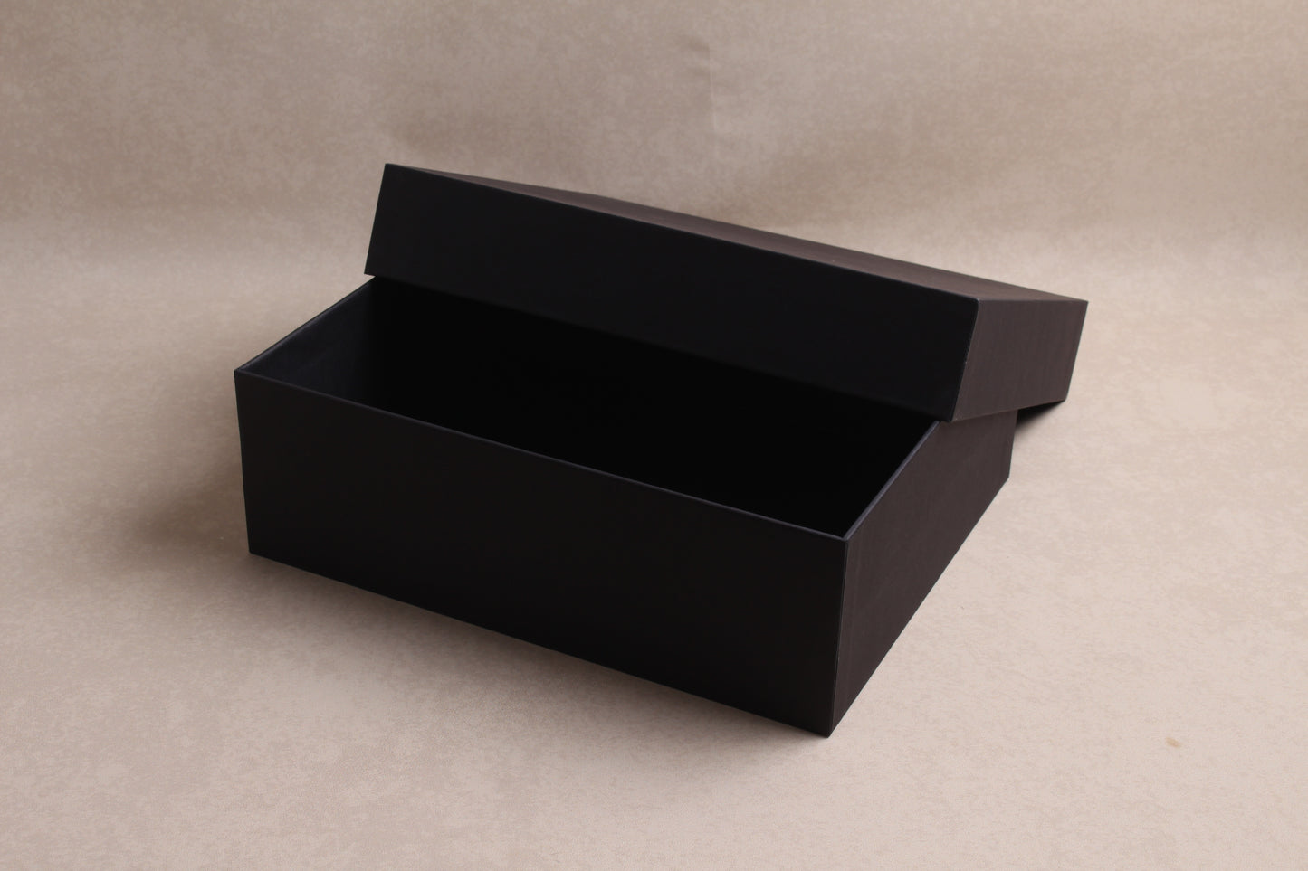 11" x 9" x 3.5"