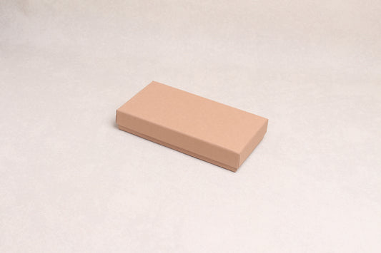 7.5" x 4" x 1.25"