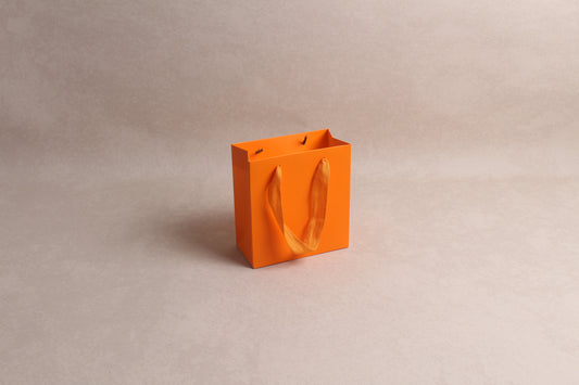 5.5" x 5.75" x 2.75" %bag%