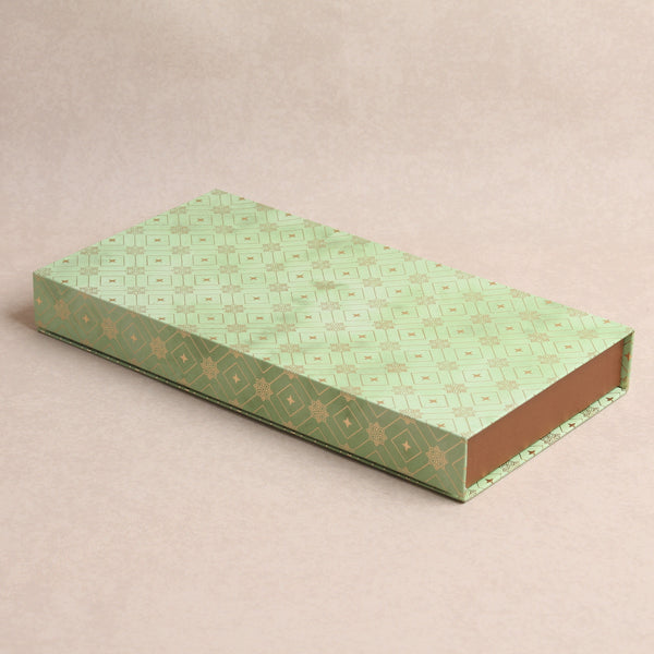 Geometric Pale Mint
