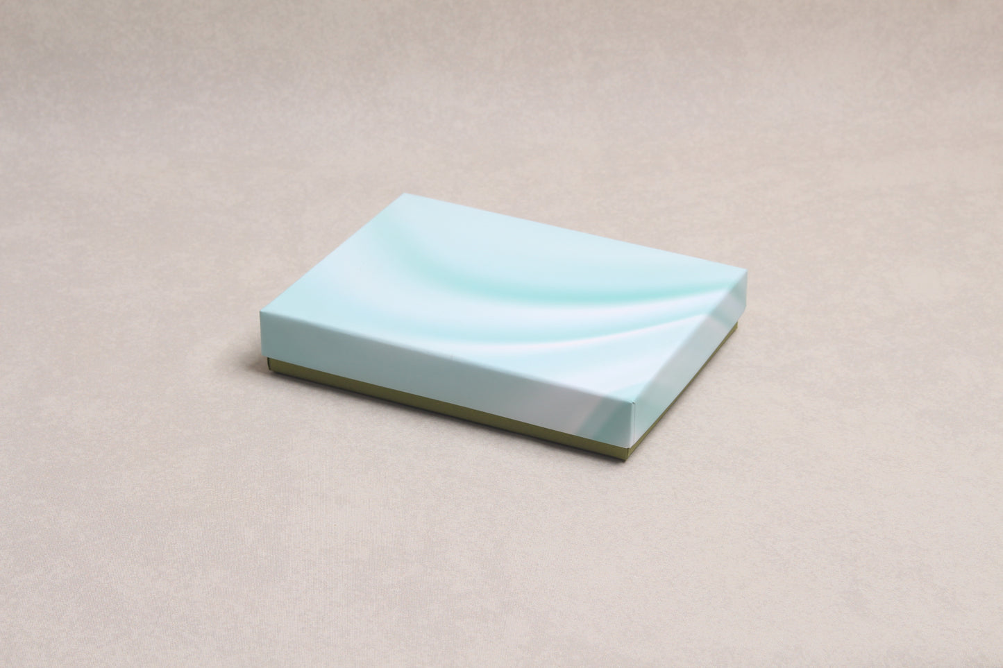 7.5" x 5.75" x 1.25"
