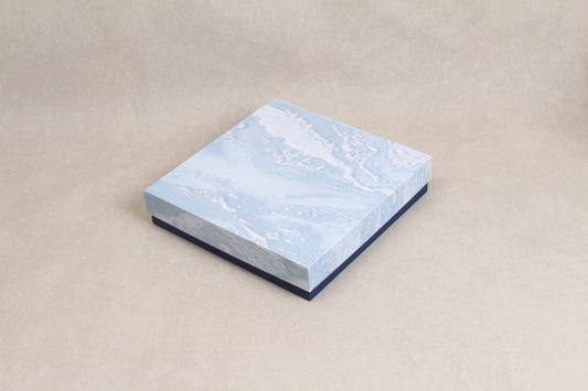 8.25" x 8.25" x 1.75" [Lid & Base Box]