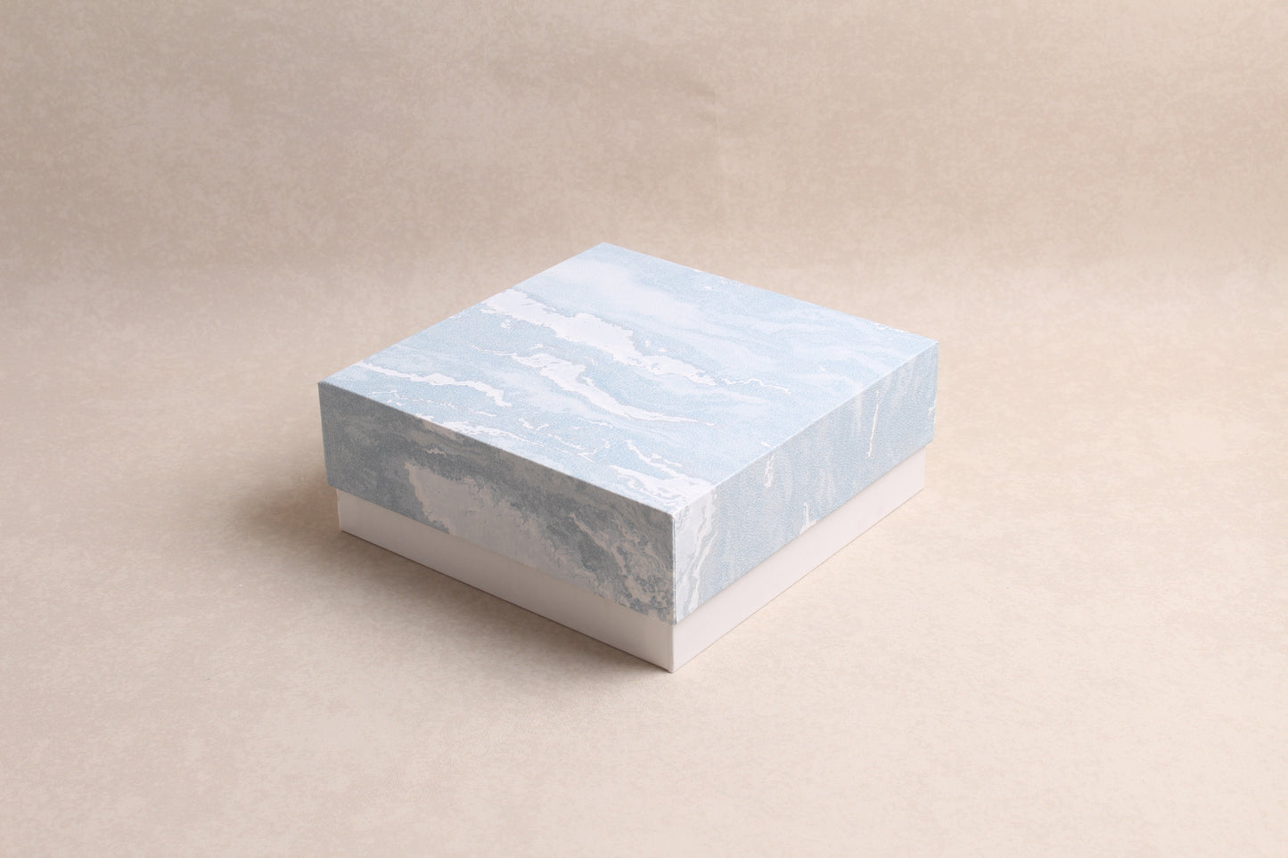 8" x 8" x 3"