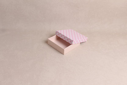 5" x 5" x 1.5"
