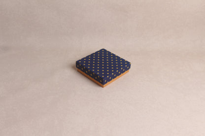 5" x 5" x 1.5"