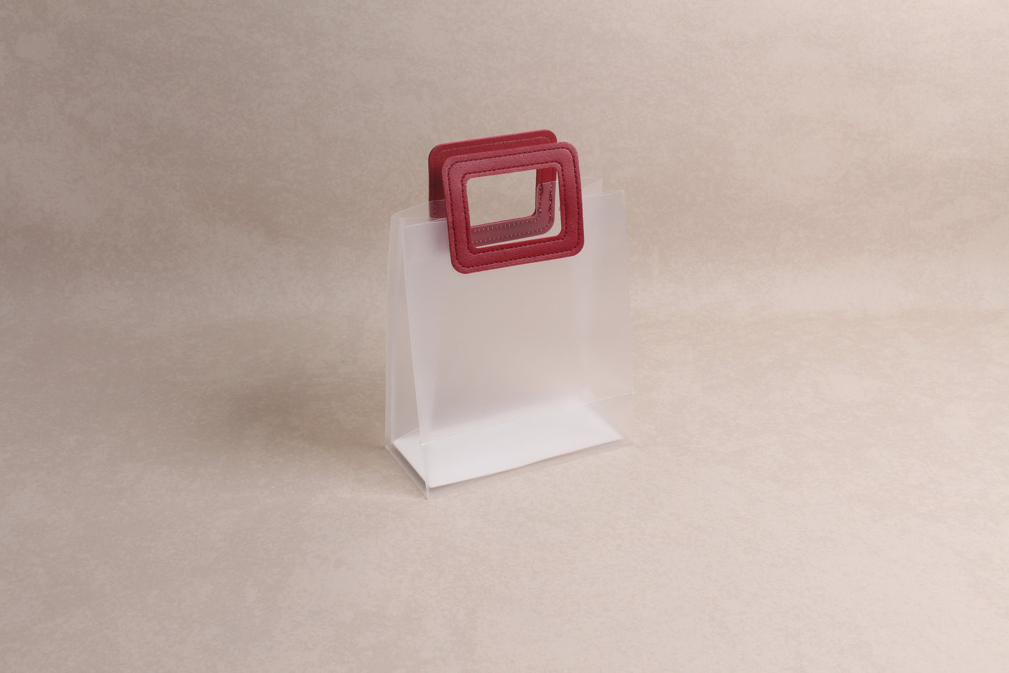 6.75" x 7.75" x 3.25" %bag%
