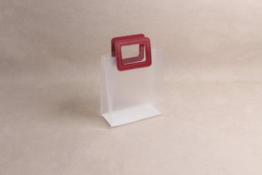 6.75" x 7.75" x 3.25" %bag%
