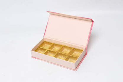 7.25" x 3.75" x 1.25" (8 Cavity Chocolate Box)