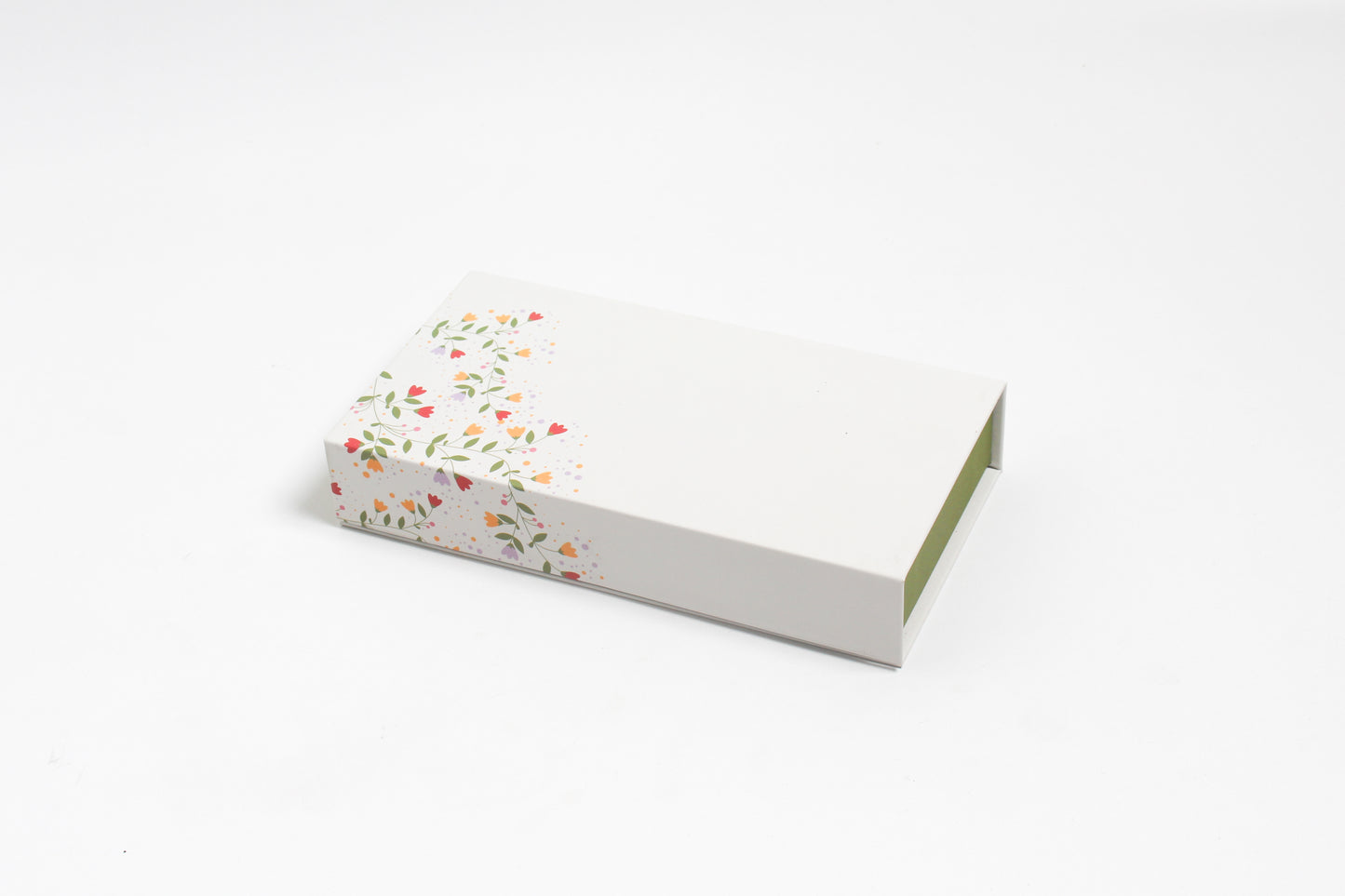 7.25" x 3.75" x 1.25" (8 Cavity Chocolate Box)