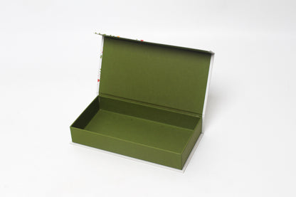 7.25" x 3.75" x 1.25" (8 Cavity Chocolate Box)