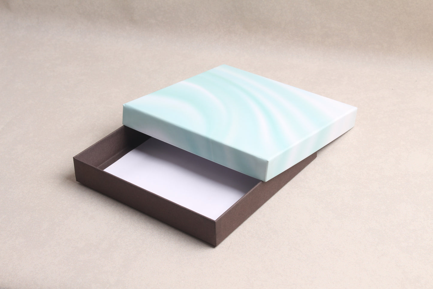 7.5" x 7.5" x 1.25"