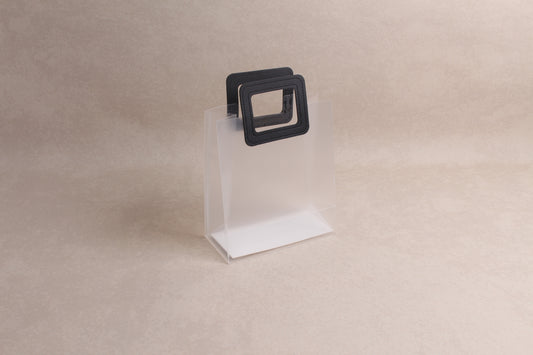 6.75" x 7.75" x 3.25" %bag%