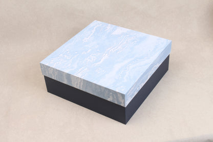 10.25" x 10.25" x 4.25" [Lid & Base Box]