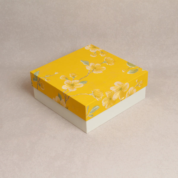 Sakura yellow