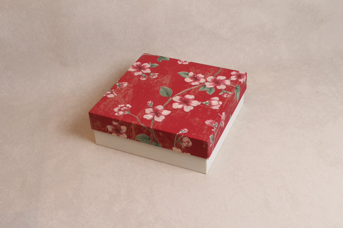 9.25" x 9.25" x 3" [Lid & Base Box]