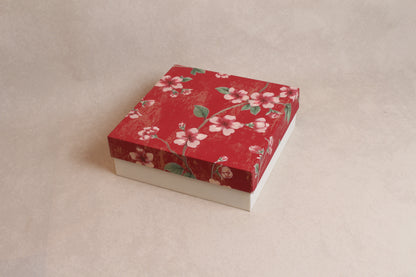 9.25" x 9.25" x 3" [Lid & Base Box]