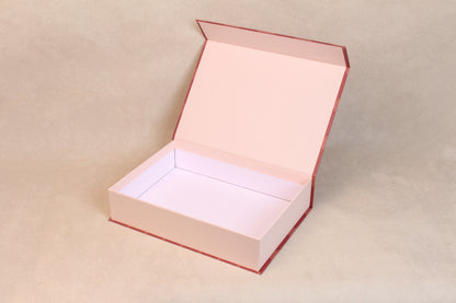 12.25" x 8.75" x 2.75" [Magnetic Box]