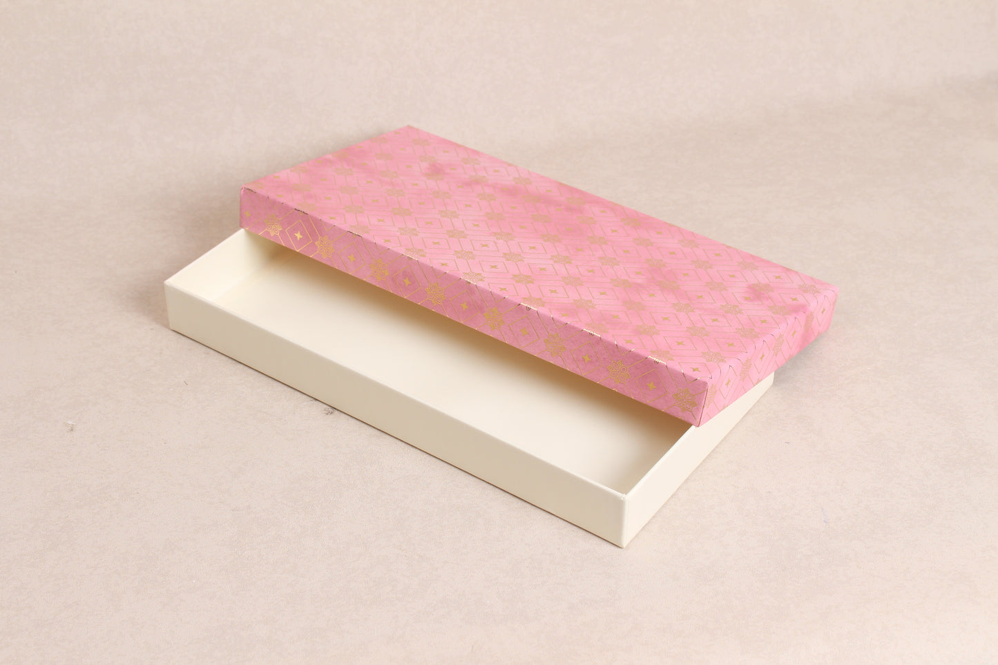 11" x 5.75" x 1.25" (18 Piece Chocolate Box)