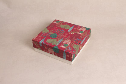 9.25" x 9.25" x 3"
