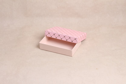 5.75" x 4" x 1.25" ( 6 Piece Chocolate Box )