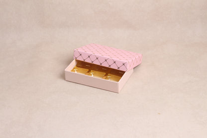 5.75" x 4" x 1.25" ( 6 Piece Chocolate Box )