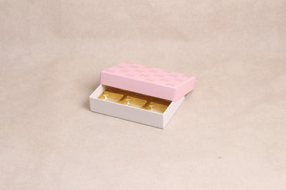 5.75" x 4" x 1.25" ( 6 Piece Chocolate Box )