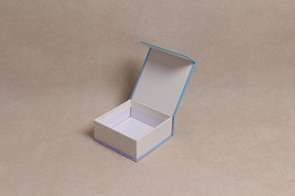 4.75" x 4.75" x 1.75" %mag%
