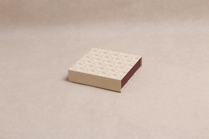 5.75" x 5.75" x 1.25" %mag%