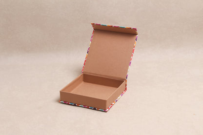 5.75" x 5.75" x 1.25" %mag%