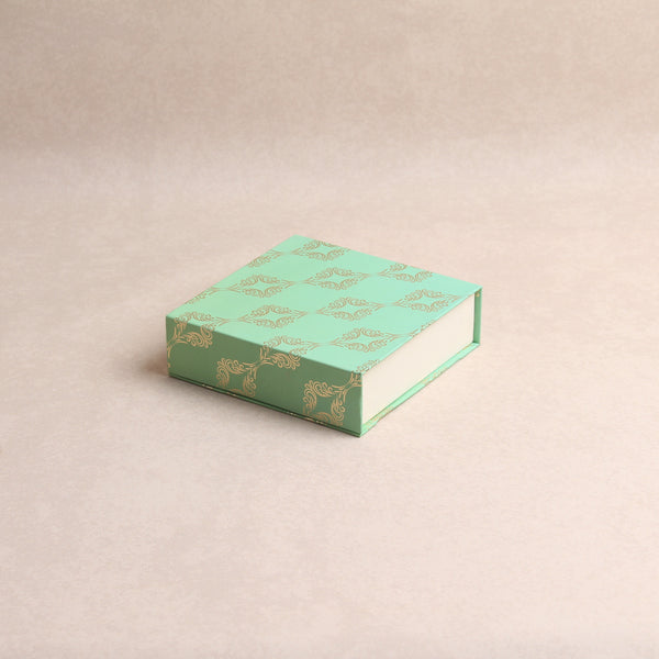 Linear Seafoam Green
