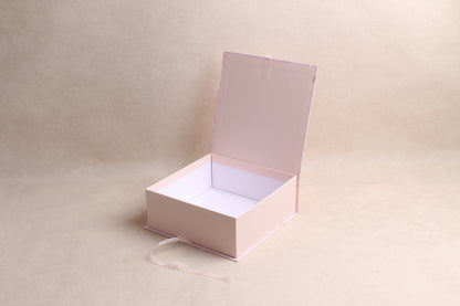8.25" x 8.25" x 3" %rib%